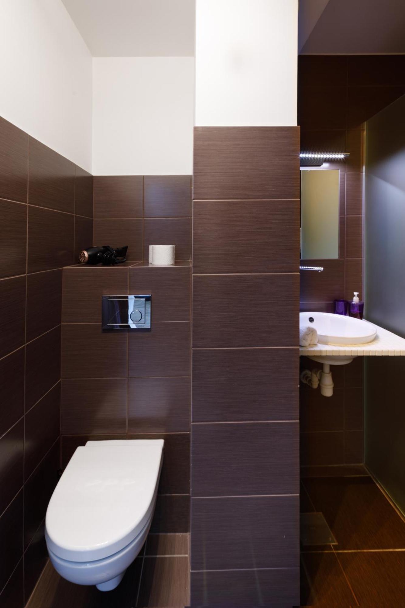 Brivibas Yard Apartment With Parking In City Center Riga Exterior foto