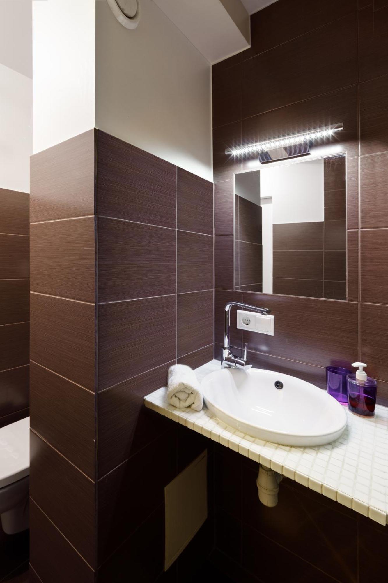 Brivibas Yard Apartment With Parking In City Center Riga Exterior foto