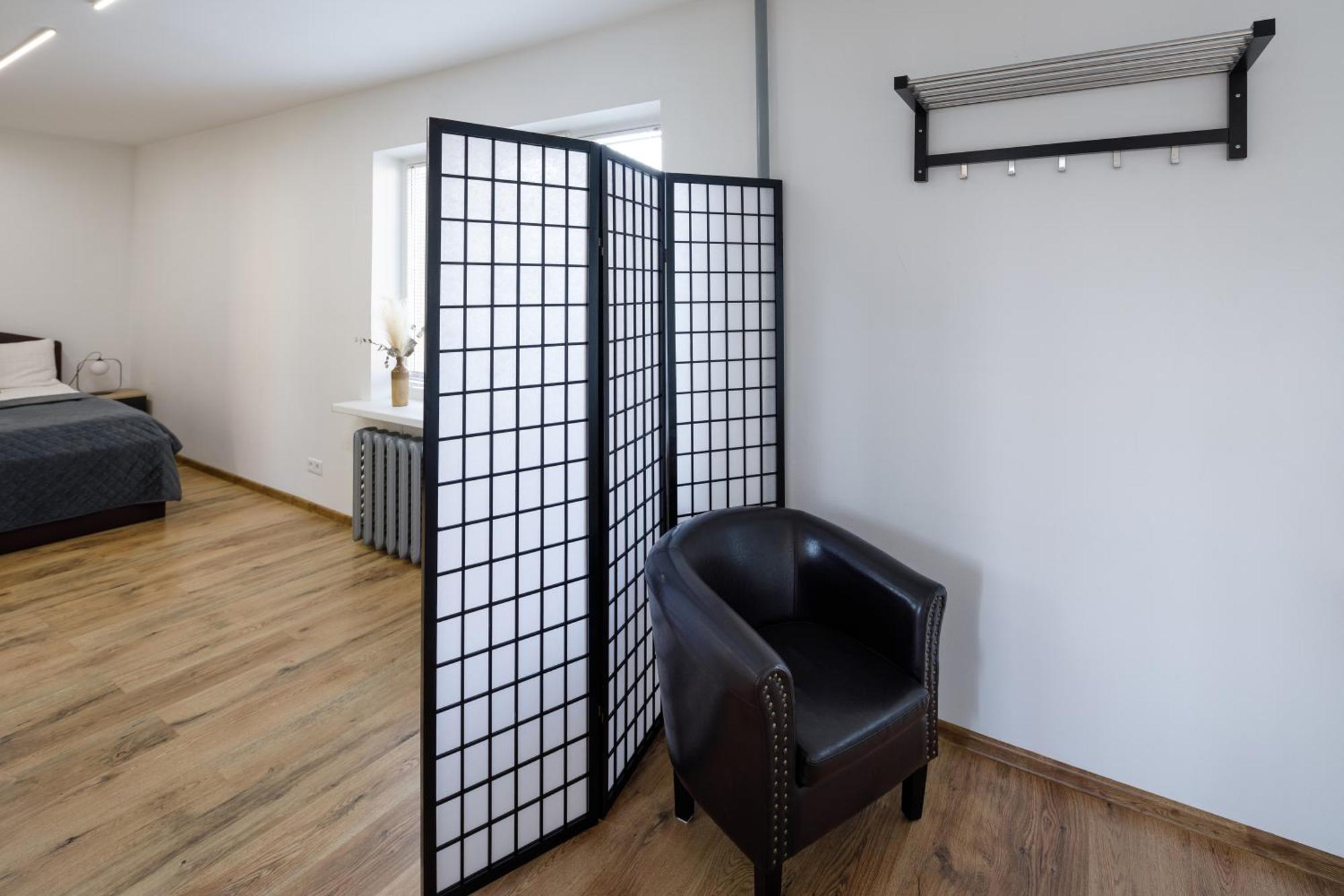 Brivibas Yard Apartment With Parking In City Center Riga Exterior foto
