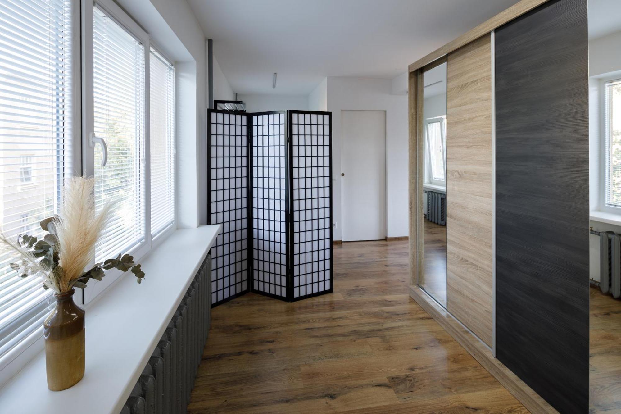 Brivibas Yard Apartment With Parking In City Center Riga Exterior foto